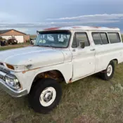 Carryall 4x4 survivor driver