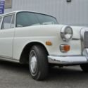 Classic 1966 200D series Mercedes Benz