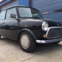 CLASSIC MINI COOPER RIGHT-HAND-DRIVE