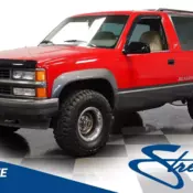 classic vintage American SUV 4wd wheel drive off road 4x4 Chevy automatic transm