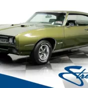 classic vintage chrome gto 400 v8 manual transmission green