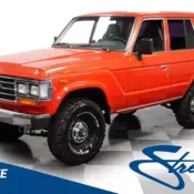 classic vintage chrome off road 4wd wheel drive Japanese SUV automatic transmiss