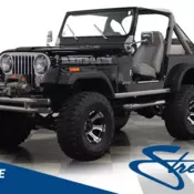 Classic vintage CJ-7 four speed manual 258 inline 6