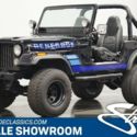 Classic vintage Jeep CJ7 CJ-7 soft top 4x4