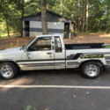 clean 1984 Toyota truck 2wd