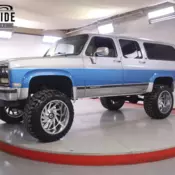 CLEAN & CUSTOM 4X4 350 TBI V8 700R AUTO 3RD ROW COLD AC CUSTOM WHEELS UPGRADES