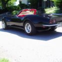 Corvette Convertible. 427-400 hp, 4 speed, numbers match including the transmiss