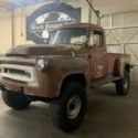 Custom 4x4 International S120 truck on Chevy K20 4x4 frame with all GM drivetran