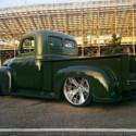 Custom award winning 1953 International truck
