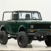 Custom IH Scout 800B, fresh restomod build