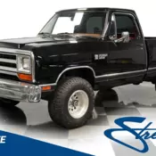 DODGE POWER RAM W150 4X4 FULL SIZE PICK UP TRUCK OFF ROAD 4X4 CLASSIC VINTAG