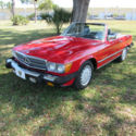 Elegant and Sporty Mercedes Benz 560SL