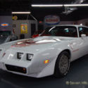 EXCELLENT CONDITION Low Miles TERRIFIC DRIVER White/Red 184 Pics & Video 4-Speed