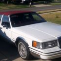 Excellent low mileage (53K) Lincoln Towncar. Nice, clean, smooth drive