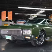 EXTRA CLEAN, Single Family Owned, SURVIVOR, Emerald Mist/Green, PRICED TO SELL