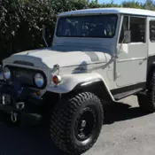 FJ40 Fuel Injected V8, 4 Speed Trans, Rear Locker