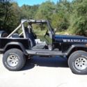 Ford 5.0 v-8 Jeep Wrangler 4 Speed