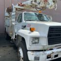 Ford F-800 AUGER TRUCK