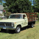 Ford F350 1974 Flatbed with mahogany  head board & removable rails