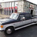 Ford F350 XLT Lariat Crew Cab Dually 7.3 Powerstroke Turbo Diesel 5-Speed Manual