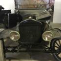 Ford Model T - 1917. Vehicle runs fine, fun project for any car enthusiast.