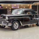 Frame Off Restored! GM 400ci V8 (500hp) Muncie 4-Speed, AC, PS, PB, 4-Wheel Disc
