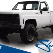 Fuel injected 350ci four speed manual nice lifted Scottsdale