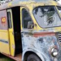 INTERNATIONAL HARVESTER METRO 1960 DIVCO DELIVERY VAN ADVERTISING BAGGED RAT ROD