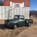 international harvester pickup b-100 short wide bed