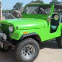 Jeep CJ5 1976 V8 304 AMC 3 speed manual! Daily Driver :) :) Video