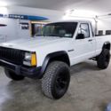 Jeep Comanche 4X4 4.0L Super Clean