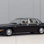 Largely ONE OWNER car from Palm Springs California Area 53292 miles Black/Tan
