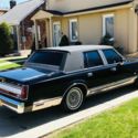 Lincoln Town Car - Classic