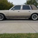 Lincoln Town Car Gold Signature Package Mint Condition!!!