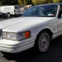 Lincoln Town Car Sedan 4-Door 4.6L only 80K miles