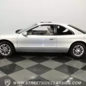 LOW MILES CLEAN HISTORY 4.6L V8 DOHC 32 VALVE HIGHLY OPTIONED LUXURIOUS & AFFORD