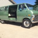 LOW MILES Ford Club Wagon Château 1973 Van E 100 Econoline VINTAGE 87,800 k