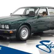 Low original mileage 4.2L inline 6 Racing Green