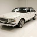 Low Original Miles/Excellent Overall/Wire Wheels/Original 5.0 Liter V8