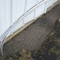 Lower windshield moulding