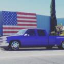 Lowered  1994 Chevy Dually on 20s