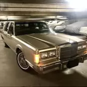 MAKE AN OFFER ON THIS BEAUTY…