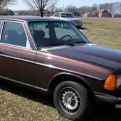 Mercedes-Benz 300 TD Sedan