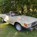 Mercedes Benz 380 SL - Runs Very Well.  Body and Both Tops in Great Condition.