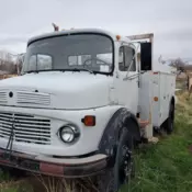 Mercedes-Benz L1316 truck, similar to unimog