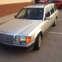 mercedes benz station wagon 300TE runs great! Third row seat