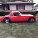 MGA 1959 1500 coupe red - black int