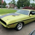 Nice 1970 dodge challenger, Real H Code 340, Pistol Grip 4 speed car