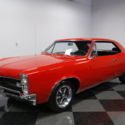 NICE CRUISER, 383 STROKER V8, 4 SPD MANUAL, DOCS, CLEAN INTERIOR, FUN 4 SPEED!