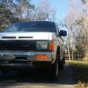 Nissan D21 Hardbody Shortbed Truck Reg Cab 1988 4 Cylinder 4 Speed NICE!